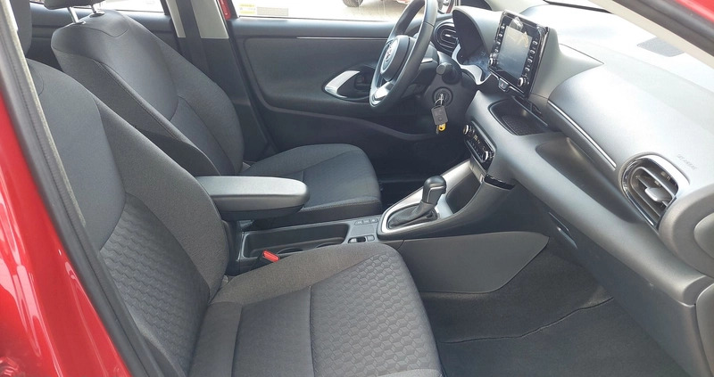 Toyota Yaris cena 88900 przebieg: 14993, rok produkcji 2022 z Krosno małe 254